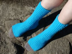 Cabled slip-stitch socks